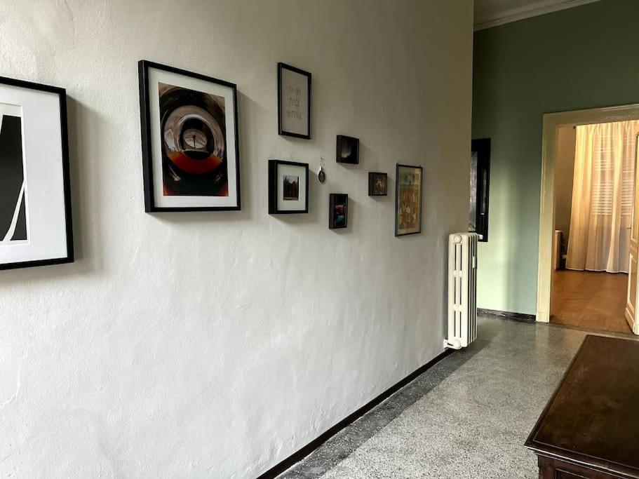 Spacious And Stylish In The City Center Apartment