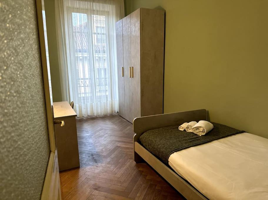 Spacious And Stylish In The City Center Turin