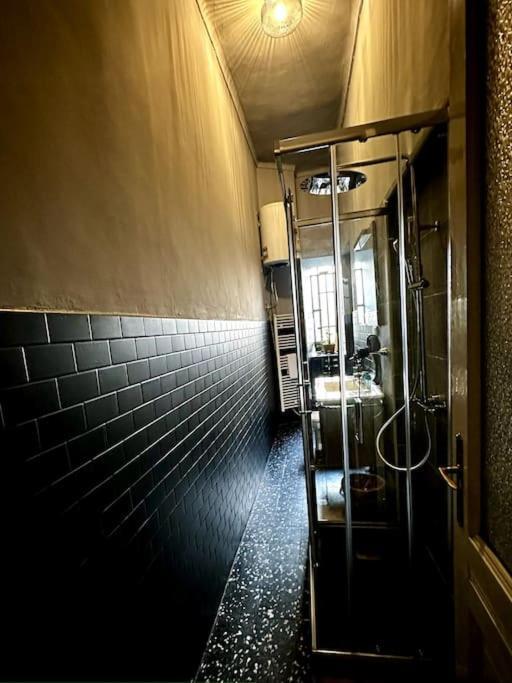 Apartment Spacious And Stylish In The City Center Turin