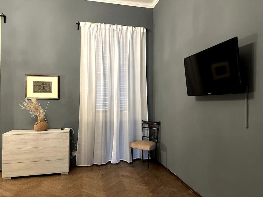 Spacious And Stylish In The City Center Apartment Turin