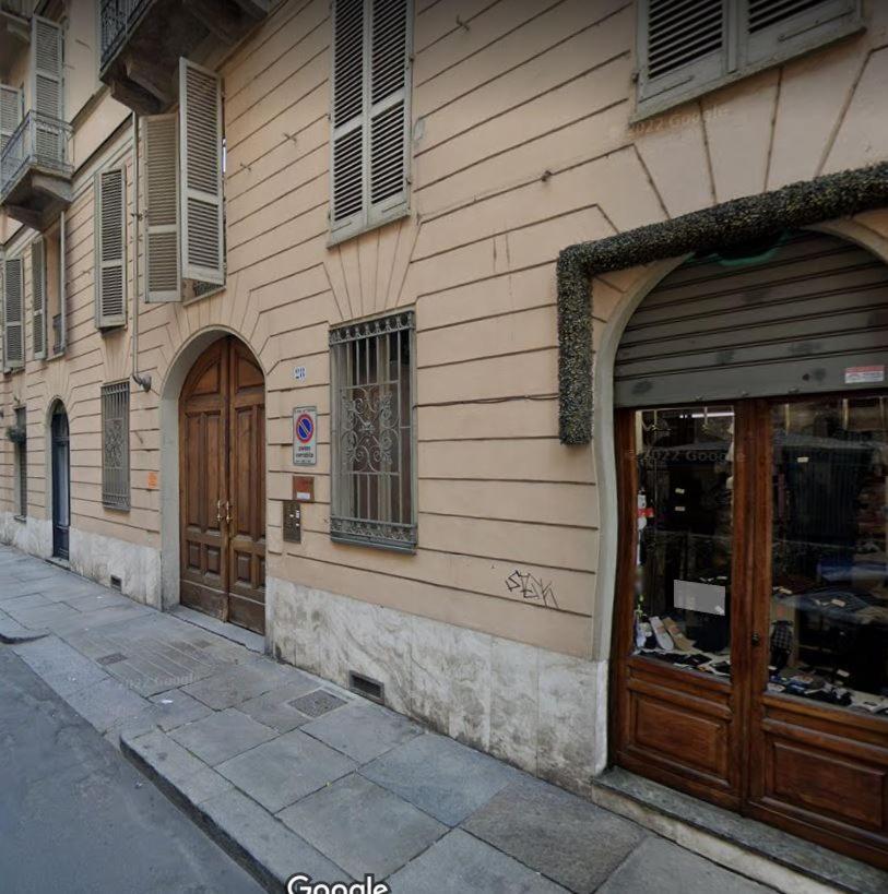 Spacious And Stylish In The City Center Turin